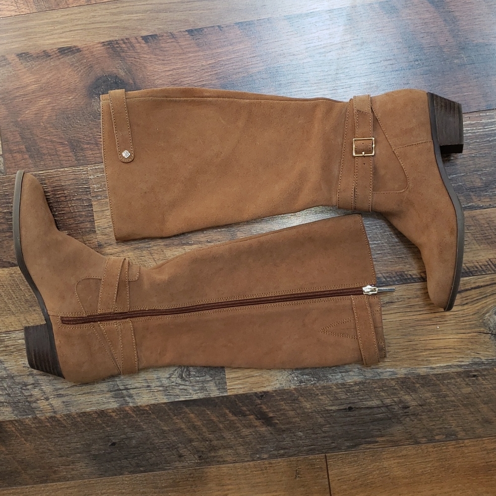 Crown & Ivy Tan Suede Leather Kaylee Heeled Boots, Size 6.5